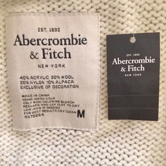 Abercrombie & Fitch Button Down Sweater - Picture 4 of 4